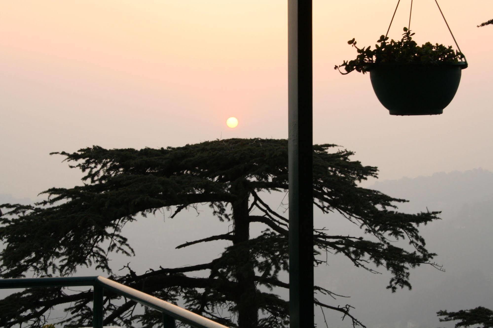 Honeymoon Inn Shimla Luaran gambar